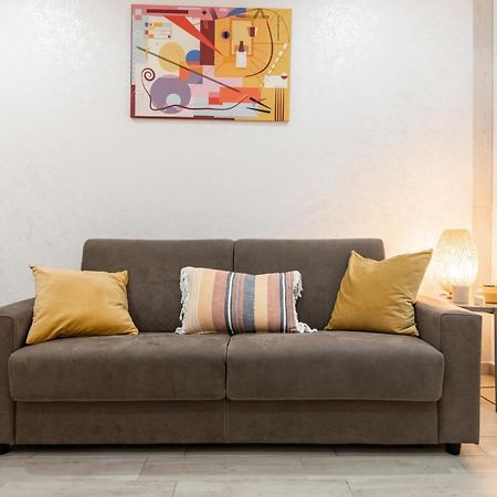 Yhellow Home Comfy Apartment Бари Экстерьер фото