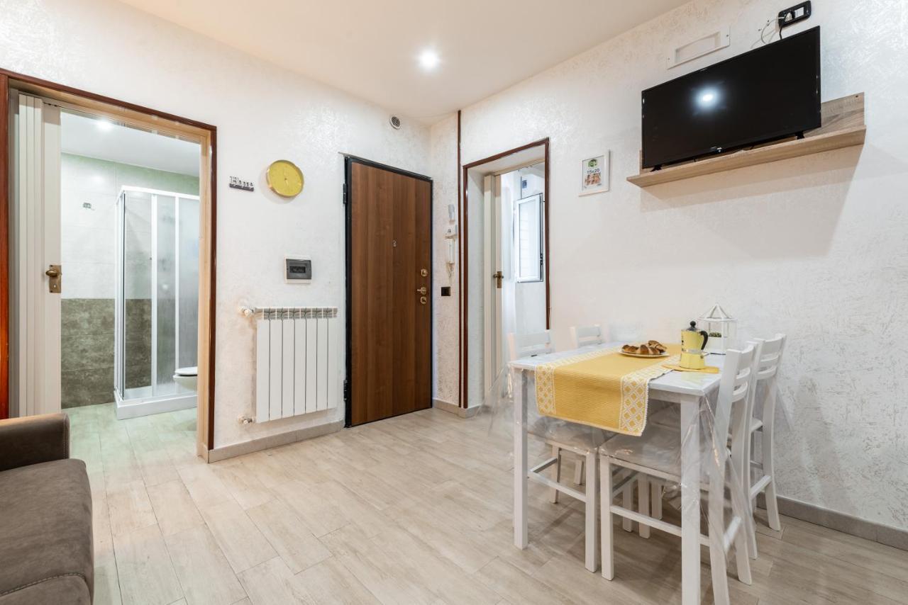 Yhellow Home Comfy Apartment Бари Экстерьер фото